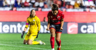 Goleada perrísima en el estadio Caliente