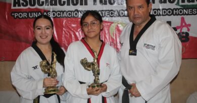 LA ASOCIACIÓN DE TAE KWON DO PREMIA A LOS MEJORES DE CADA CLUB