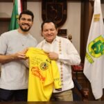 El Gobernador Joaquín Díaz Mena sostuvo una reunión con el futbolista yucateco Henry Martín,