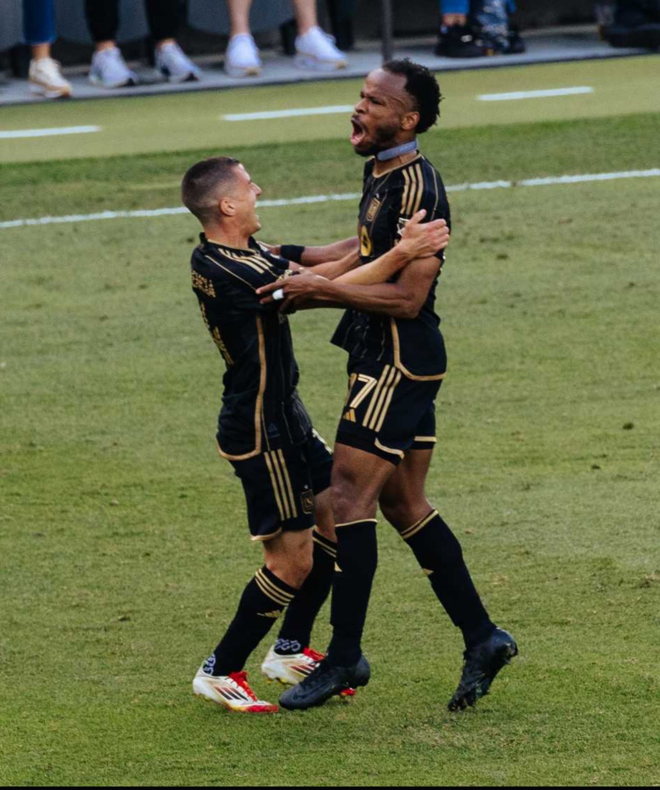 LAFC LOGRA SU PRIMER TRIUNFO 1-0 ANTE MINESITA