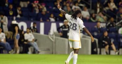 LA GALAXY GANA 2-1 A MINESOTA Y TERMINA LA TEMPORADA DE LA MLS