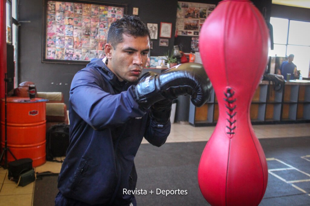 Sebástian "Logan" Hernandez