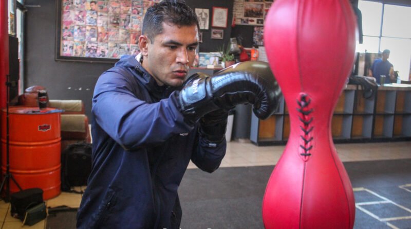Sebástian "Logan" Hernandez